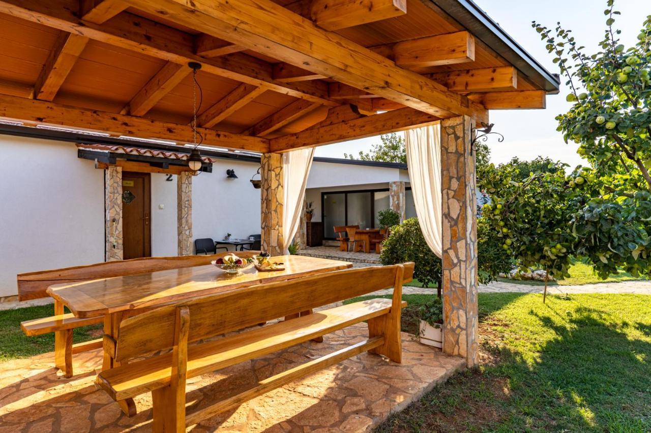 Holiday Home Kerniat Pola Esterno foto