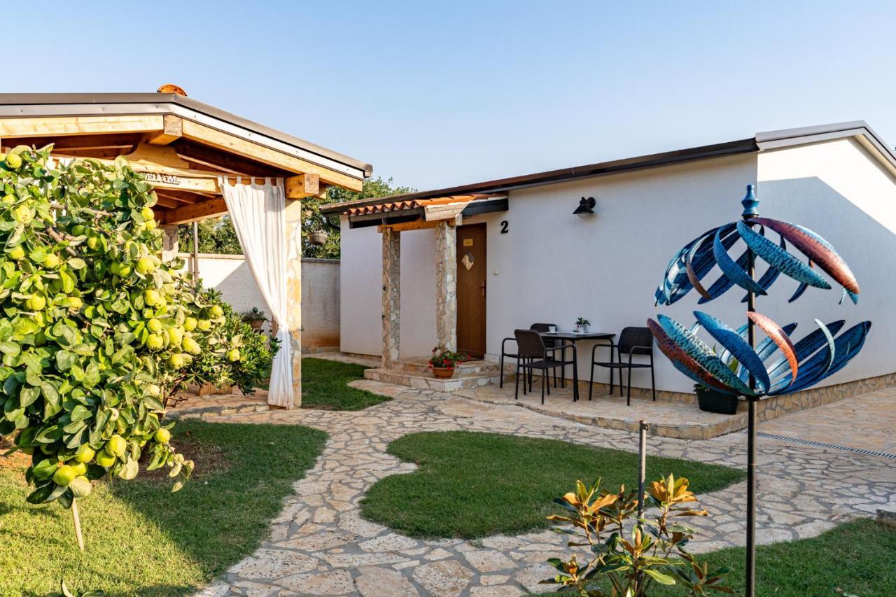 Holiday Home Kerniat Pola Esterno foto