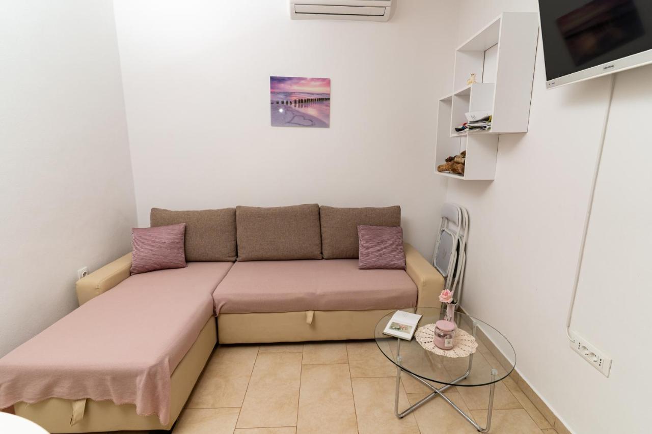 Holiday Home Kerniat Pola Esterno foto