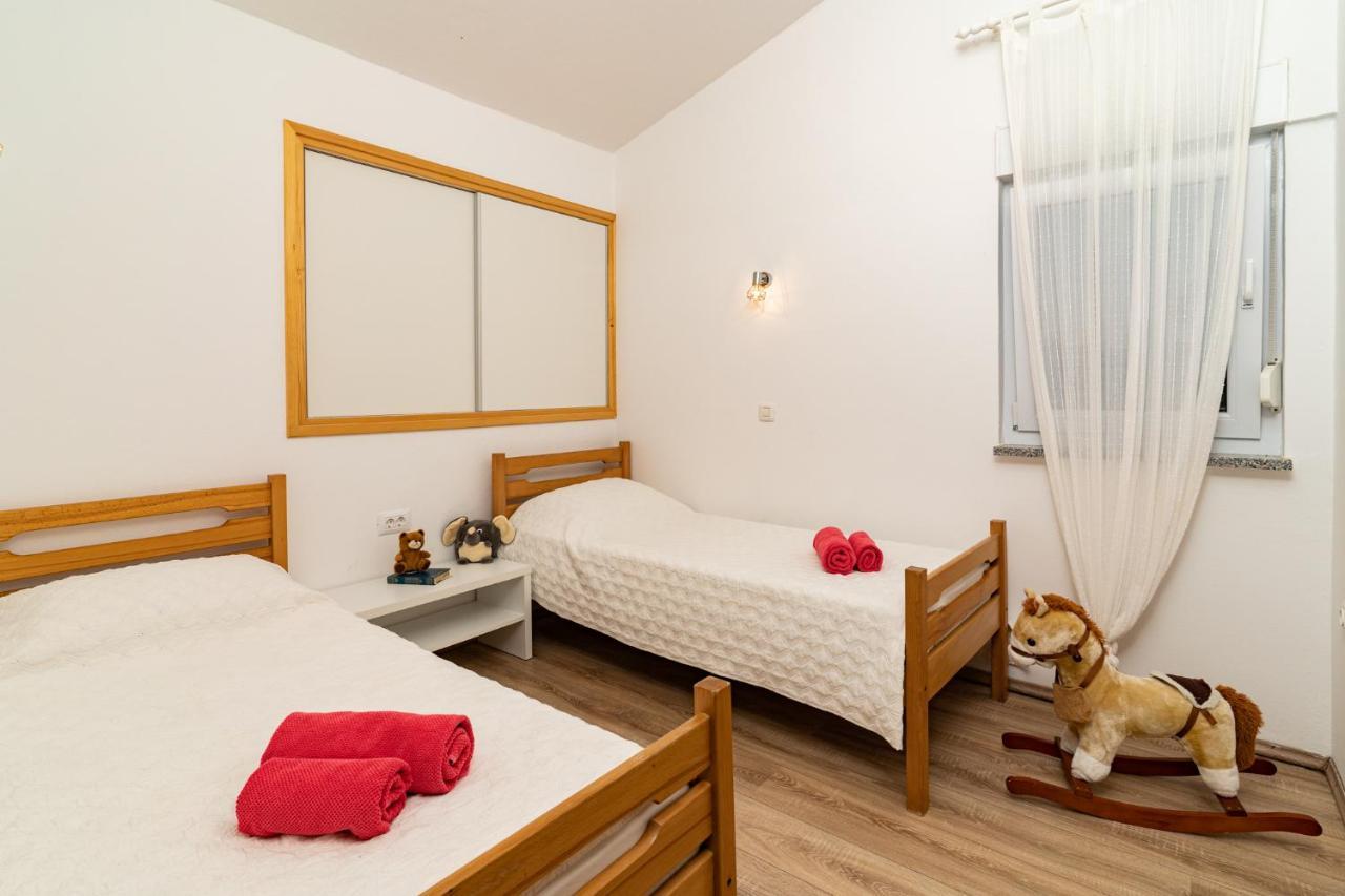 Holiday Home Kerniat Pola Esterno foto